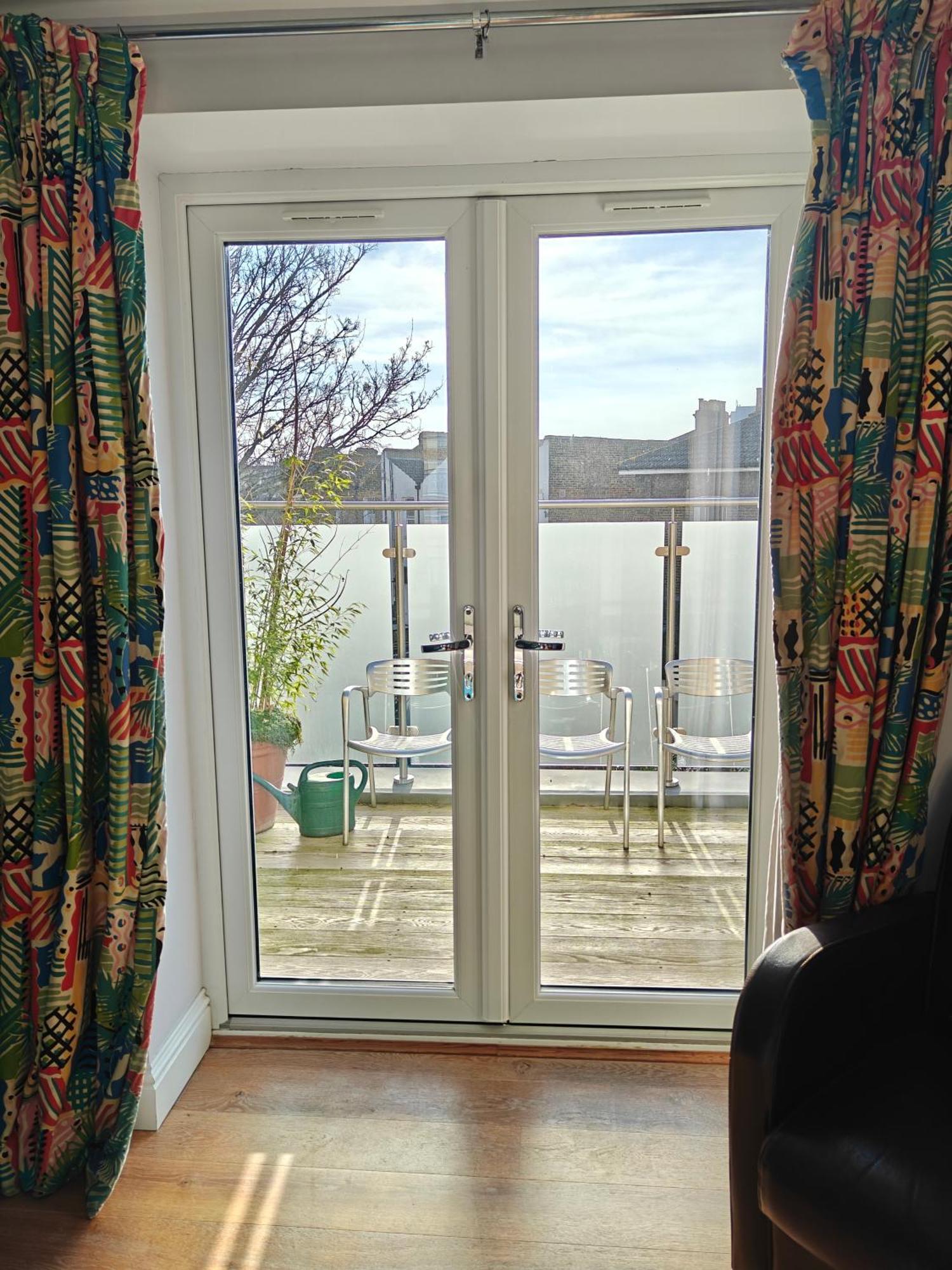 Penthouse In Luxor House Londres